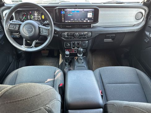 Used 2025 Jeep Wrangler Unlimited Sport S 4xe AWD/4WD image 23
