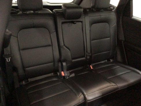 Used 2025 Ford Escape Platinum AWD/4WD image 26