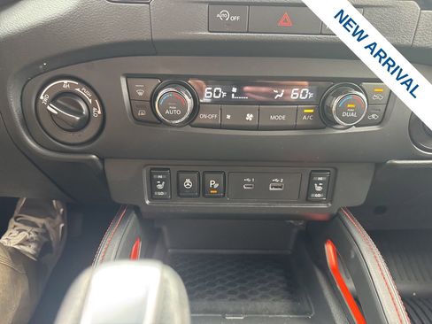 Used 2024 Nissan Frontier PRO-4X w/ Pro Premium Package AWD/4WD image 25