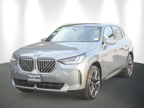 Used 2026 BMW X3 xDrive30i w/ Convenience Package AWD/4WD image 3