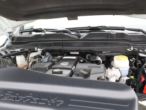 Used 2024 RAM 2500 Big Horn image 21