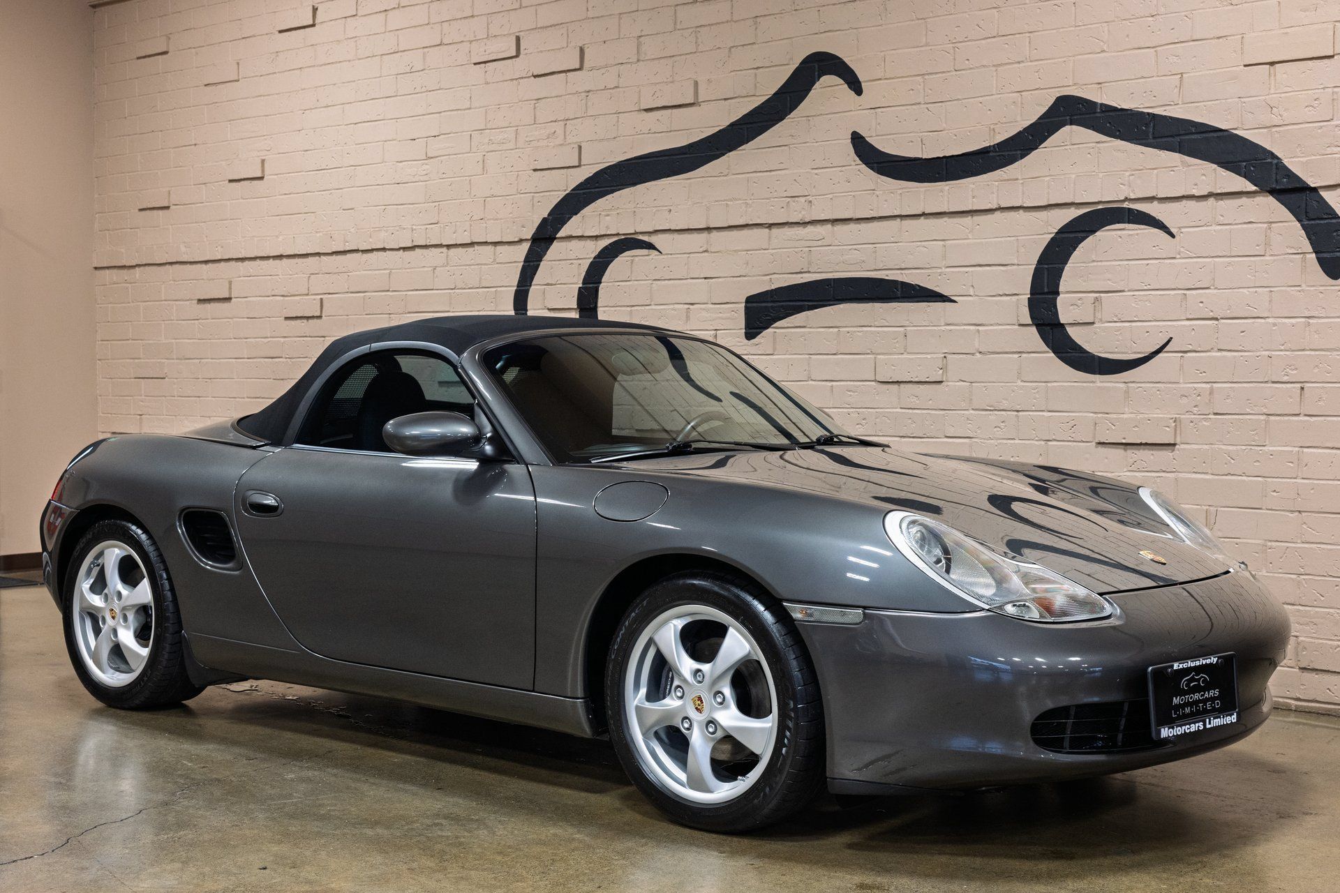 Used 2001 Porsche Boxster RWD image 2