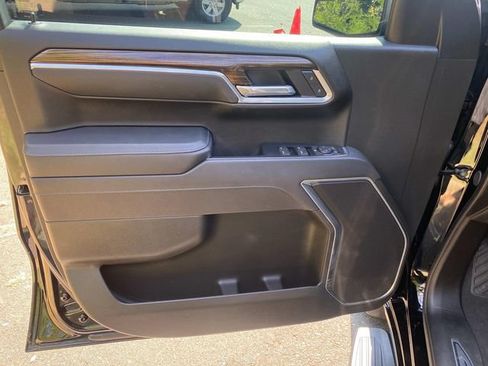 Used 2025 Chevrolet Silverado 1500 RST AWD/4WD image 12