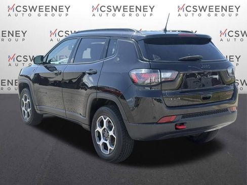 Used 2022 Jeep Compass Trailhawk w/ Trailhawk Elite Group image 3