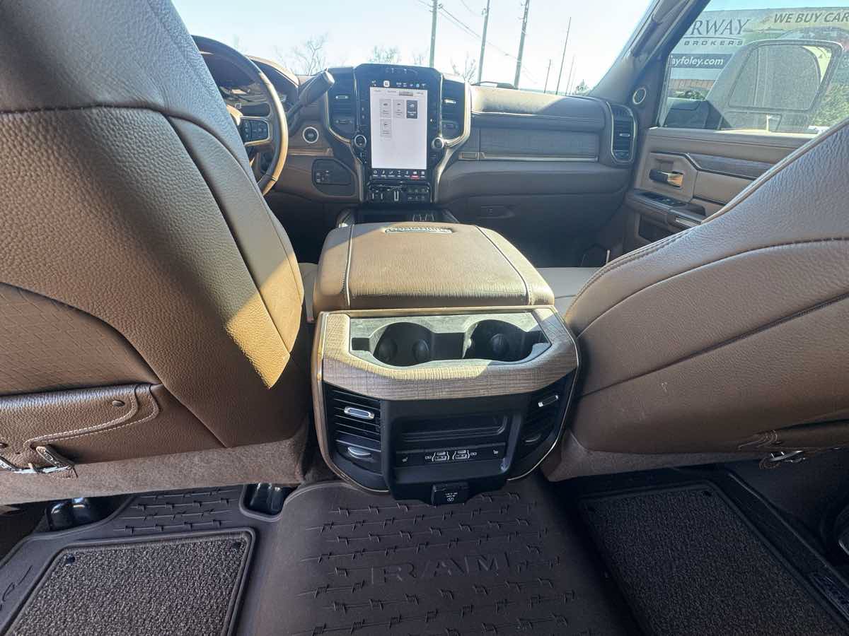 Used 2024 RAM 2500 Limited w/ Safety Group AWD/4WD image 23