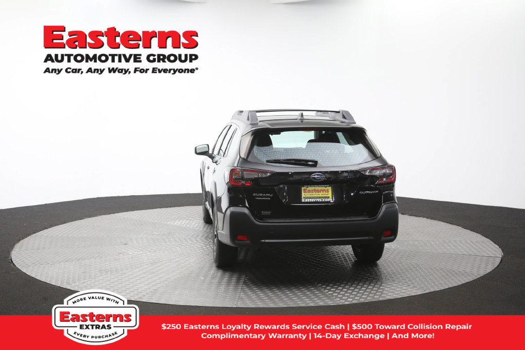 Used 2024 Subaru Outback AWD/4WD image 36