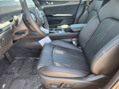 New 2025 Kia K5 EX image 7