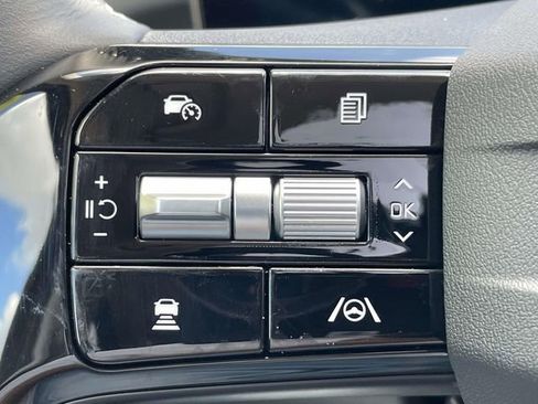 Certified 2026 Kia Sorento LX image 28