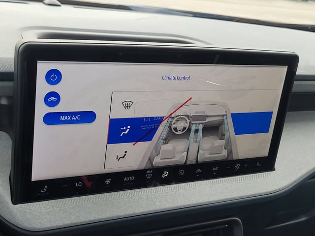 New 2026 Ford Maverick XLT w/ XLT Luxury Package FWD image 24