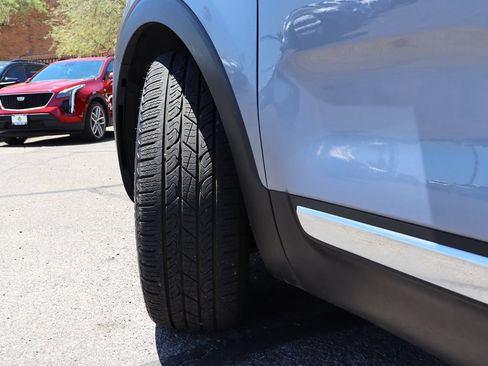 Used 2021 Kia Telluride LX AWD/4WD image 6