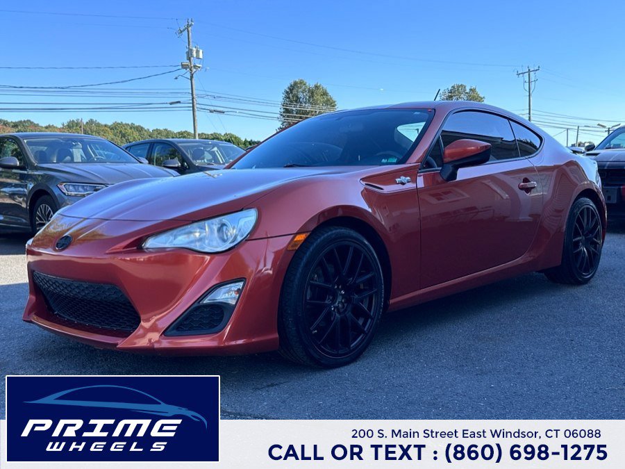 Used 2014 Scion FR-S RWD image 3
