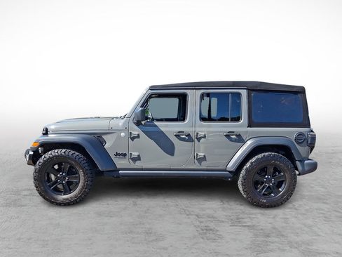 Used 2019 Jeep Wrangler Unlimited Sport AWD/4WD image 2