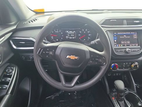 Used 2023 Chevrolet TrailBlazer LT FWD image 14
