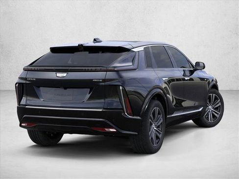 New 2026 Cadillac Lyriq Luxury image 5