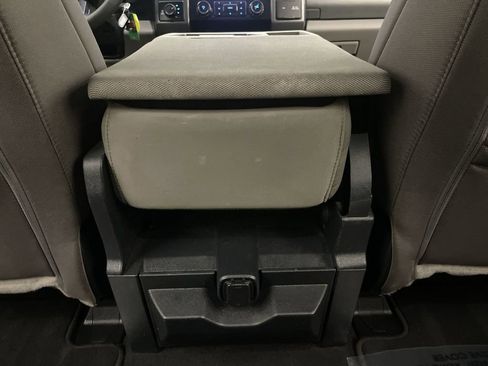 Used 2022 Ford F250 XLT w/ FX4 Off-Road Package AWD/4WD image 13