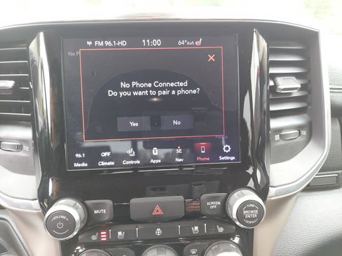 Used 2020 RAM 1500 Laramie image 16