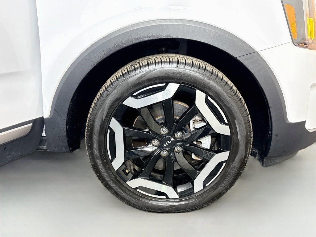 Used 2024 Kia Telluride EX FWD image 31