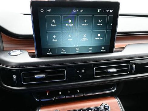 Used 2022 Lincoln Aviator Reserve w/ Equipment Group 201A AWD/4WD image 42