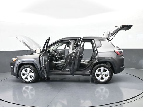 Used 2021 Jeep Compass Latitude image 68