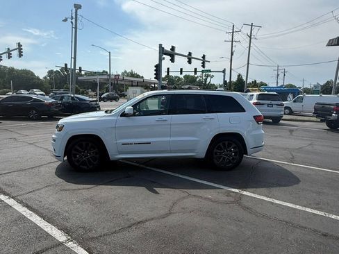 Used 2018 Jeep Grand Cherokee High Altitude AWD/4WD image 8