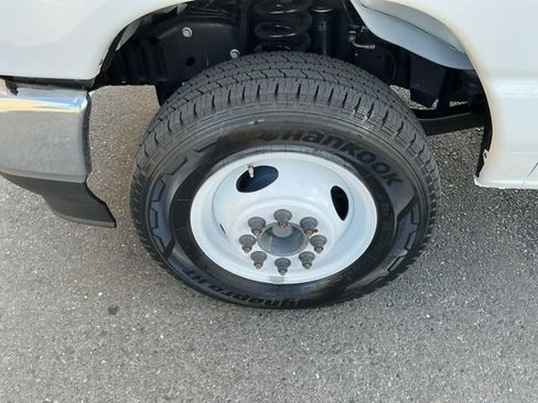 New 2026 Ford E-350 and Econoline 350 Super Duty w/ Interior Upgrade Package image 21