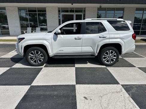 Used 2026 Toyota 4Runner Limited AWD/4WD image 1