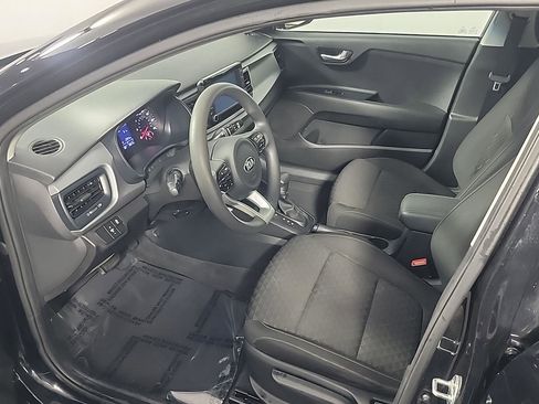 Used 2020 Kia Rio S image 18
