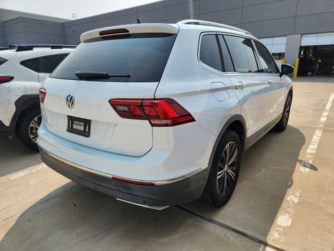 Used 2019 Volkswagen Tiguan SEL FWD image 4