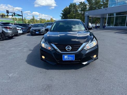 Used 2017 Nissan Altima 2.5 SV w/ Convenience Package FWD image 5