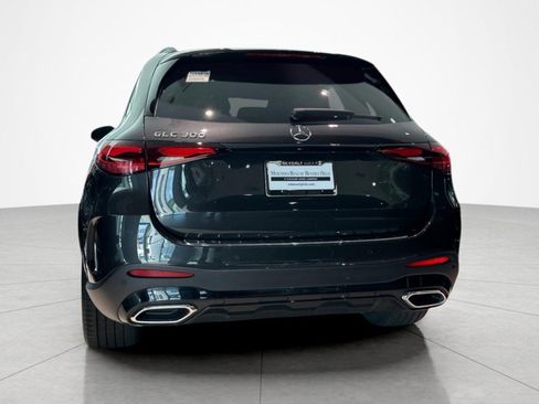New 2026 Mercedes-Benz GLC 300 image 4