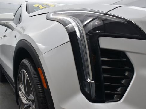 Used 2023 Cadillac XT4 Sport image 37