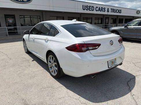 Used 2020 Buick Regal Avenir w/ Driver Confidence Package II FWD image 3