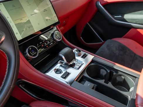 Used 2022 Jaguar F-PACE SVR AWD/4WD image 15