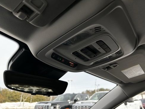 New 2026 Buick Envision Avenir image 22