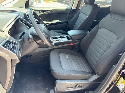 Used 2024 Ford Edge SE image 10
