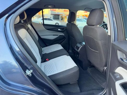 Used 2018 Chevrolet Equinox LT image 29
