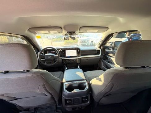 Used 2023 Ford F250 XLT w/ XLT Premium Package image 8