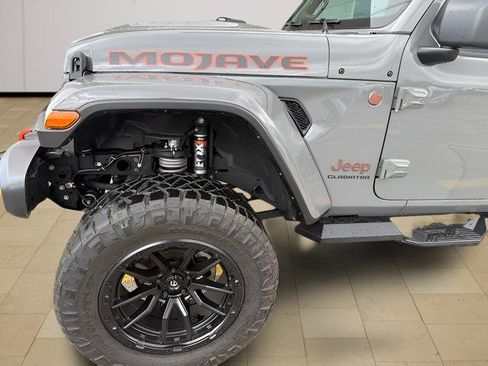 Certified 2021 Jeep Gladiator Mojave AWD/4WD image 13