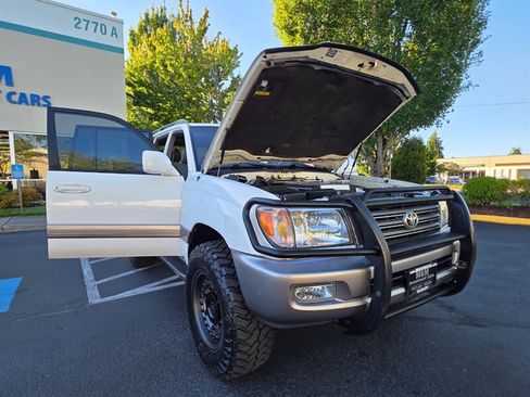 Used 2003 Toyota Land Cruiser w/ Convenience Pkg AWD/4WD image 26