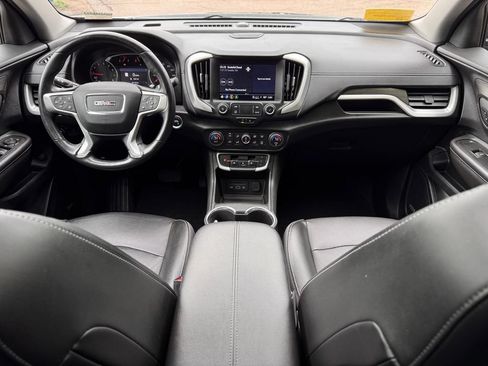 Used 2022 GMC Terrain SLT w/ Infotainment Package II AWD/4WD image 25