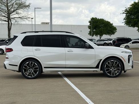 Used 2024 BMW X7 M60i w/ Executive Package AWD/4WD image 3