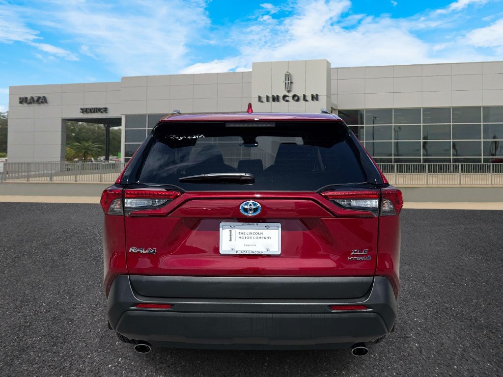 Used 2024 Toyota RAV4 XLE w/ Convenience Package AWD/4WD image 4