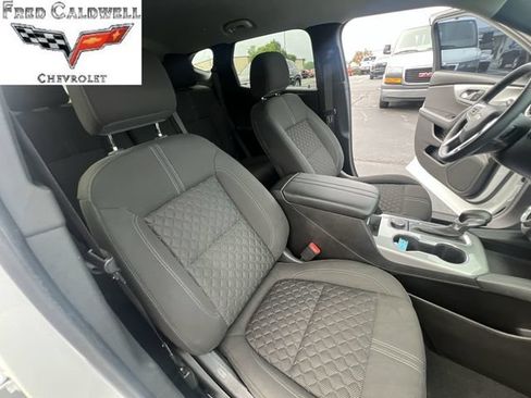 Used 2019 Chevrolet Blazer LT FWD image 33