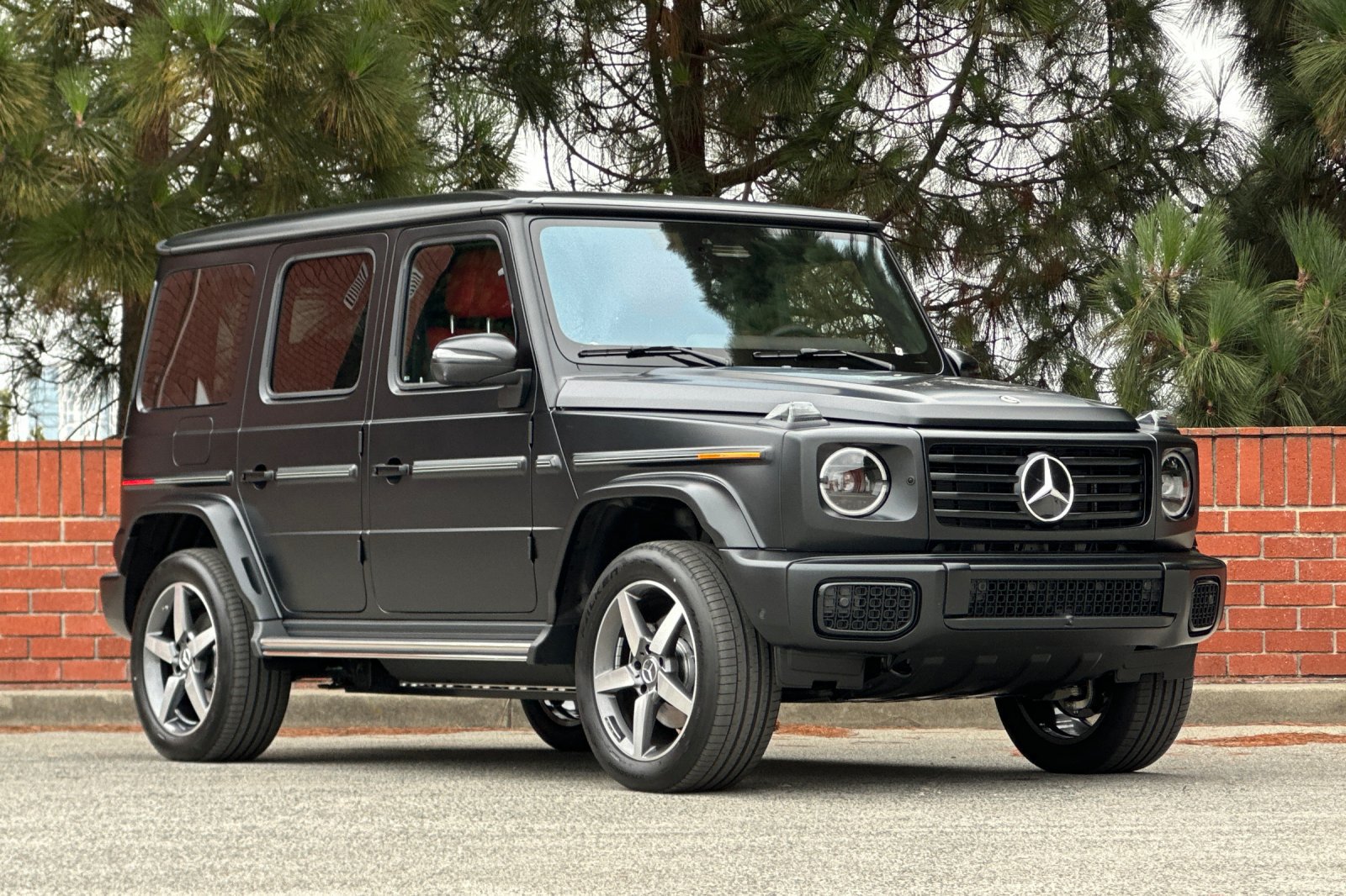 New 2027 Mercedes-Benz G 580 e image 2