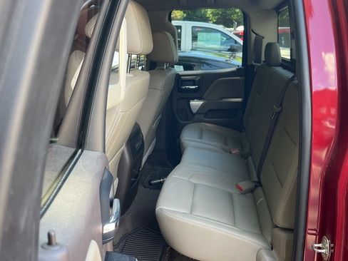 Used 2018 Chevrolet Silverado 1500 LTZ Z71 w/ LTZ Plus Package AWD/4WD image 15