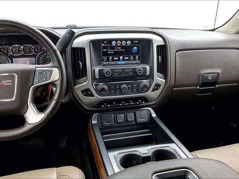Used 2018 GMC Sierra 1500 SLT w/ Texas SLT Premium Package AWD/4WD image 8