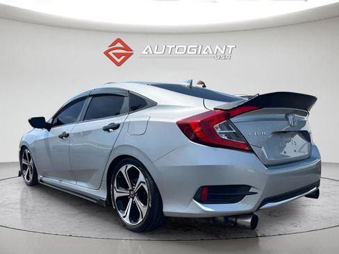 Used 2019 Honda Civic EX image 5