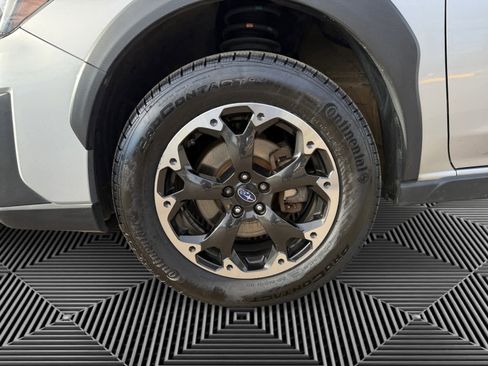 Used 2021 Subaru Crosstrek 2.0i image 9