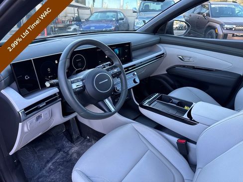 Certified 2025 Hyundai Tucson Limited image 33