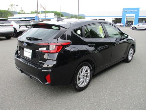 Used 2024 Subaru Impreza 2.0i AWD/4WD image 5